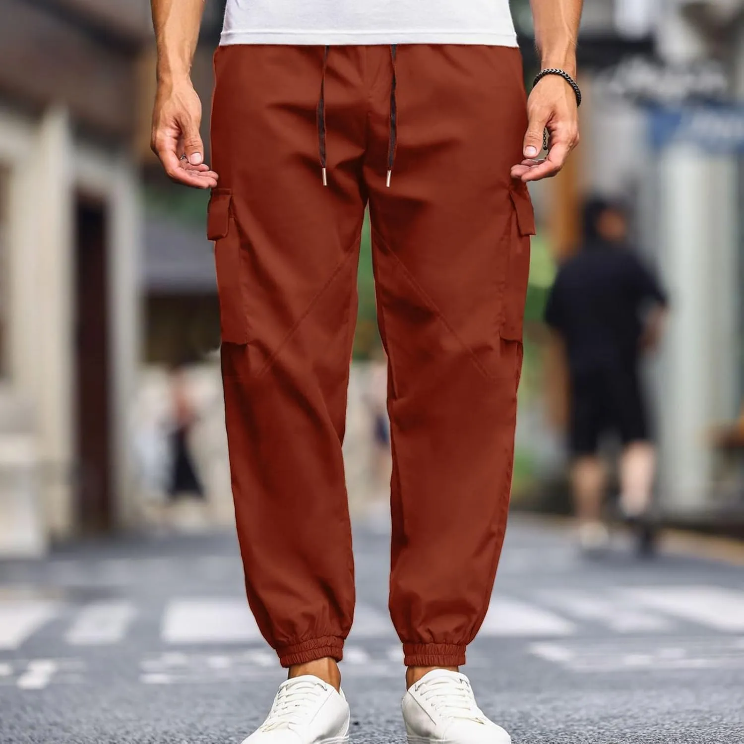 CAITS Men's Sweatpants with Multi Pockets Athletic Training Joggers Drawstring Stretch Elastic Waist Trousers Tapered Pants