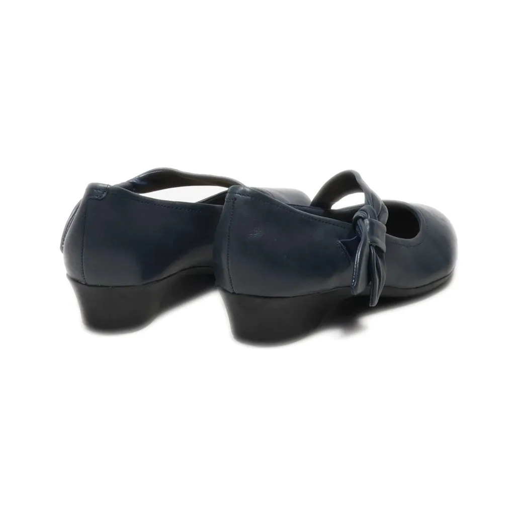 Clarks Mid-Heel Shoes Leather Blue Colour For Women