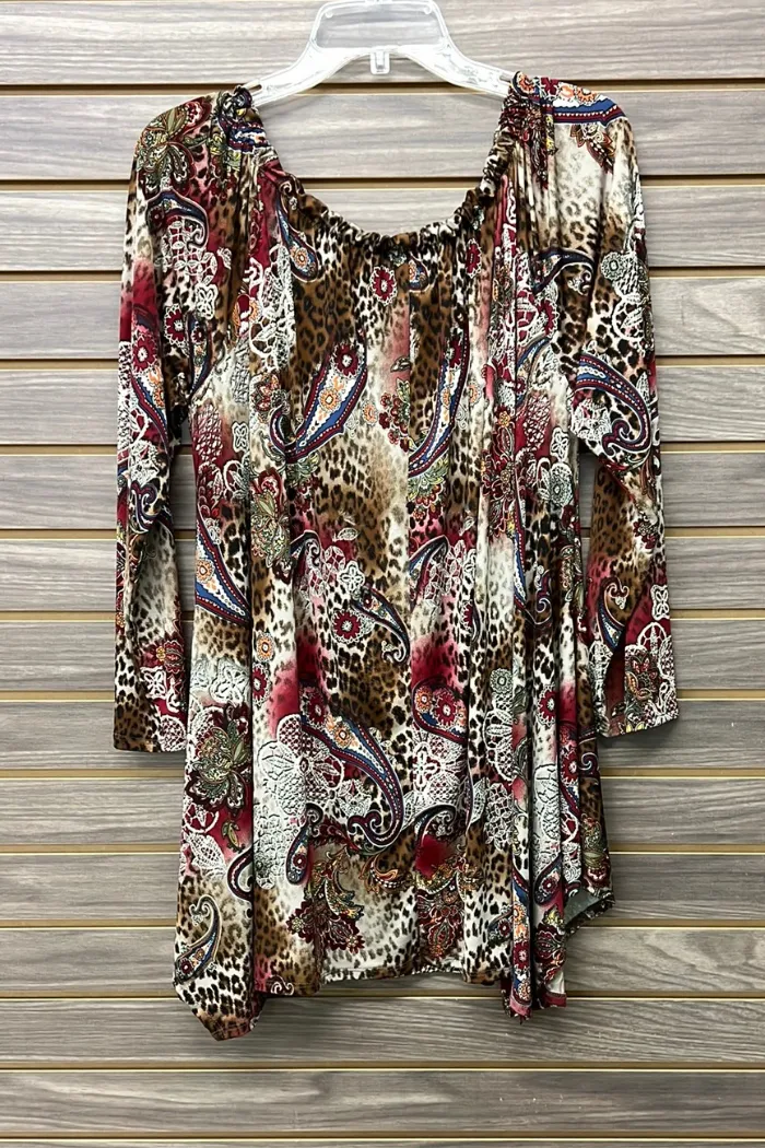 Flowy round neck paisley tunic