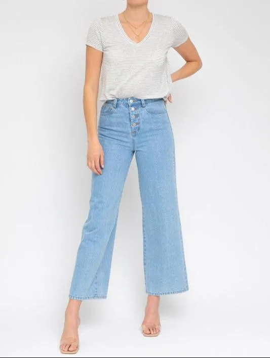 Short Sleeve Twist Front Top